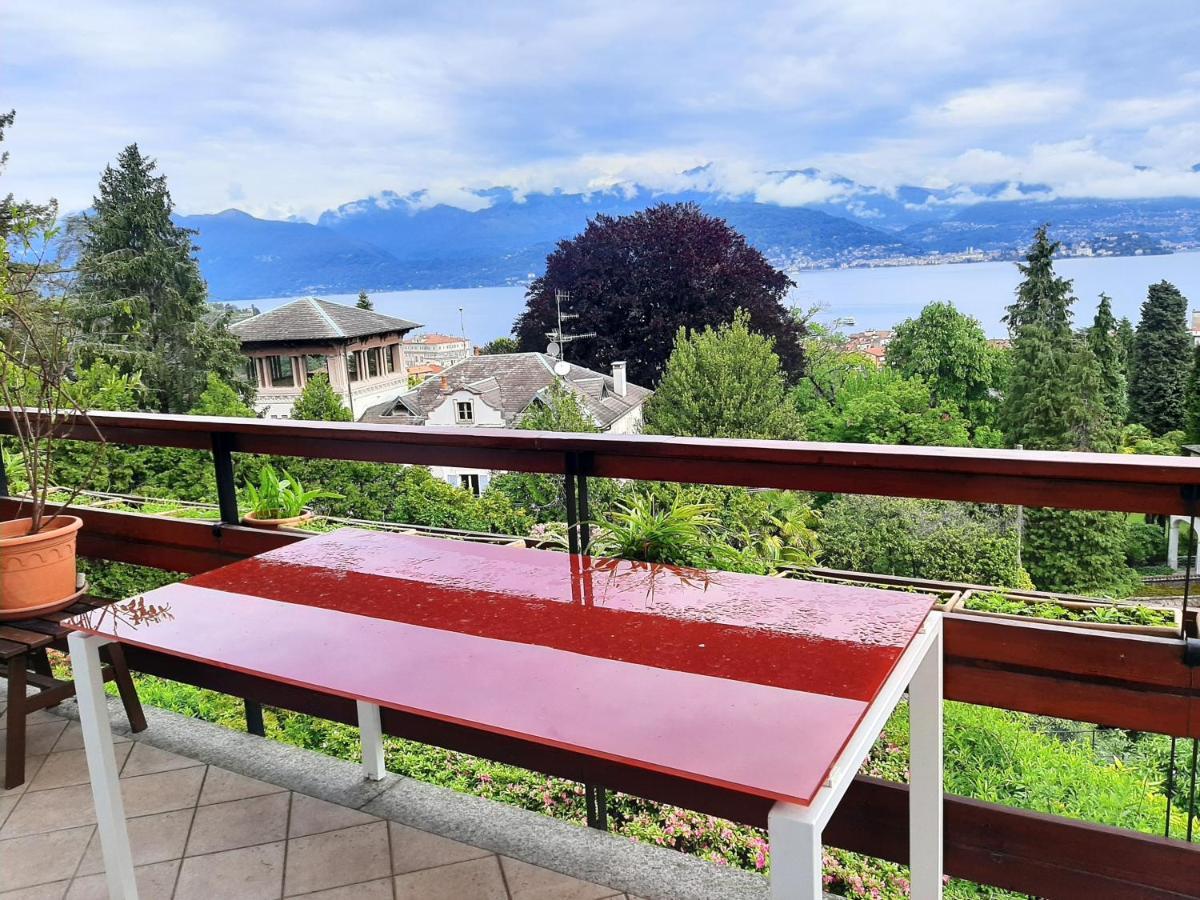 La Finestra Sul Lago - In Villa Con Vista E Posto Auto Coperto Stresa Exterior foto
